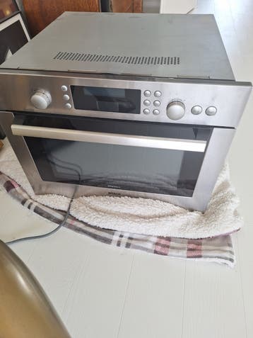 GRATIS Bosch Inbouw Combi-oven Magnetron HBC86K650N