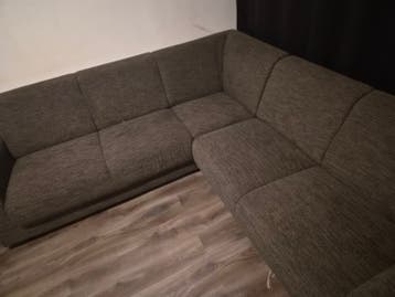 Comfortabele grijze hoekbank