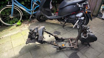 Sym Mio 4t frame snor gratis af te halen