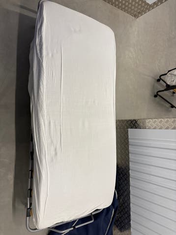 2 Inklapbare bedden 90x180 cm