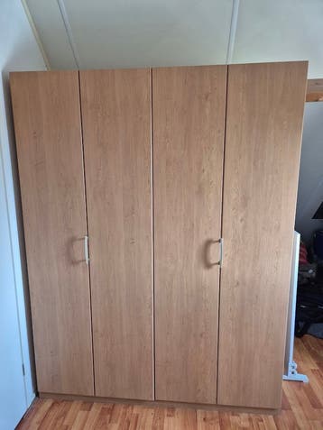 ➡➡➡ GRATIS kledingkast houtkleur ⬅⬅⬅