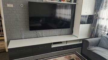 TV-meubel met veel opbergruimte. Gratis ophalen