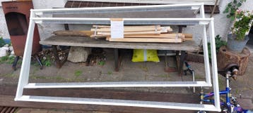 Diverse houten planken en balken