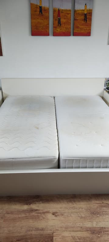 Twee gebruikte Ikea Sultan matrassen