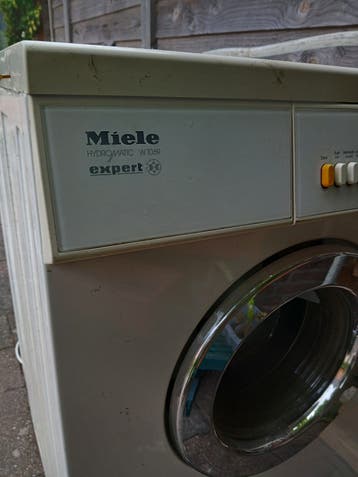 Oude Miele Hydromatic W 1069 Expert - voor onderdelen/ijzer