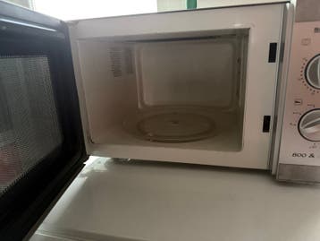 Gratis Severin Magnetron met Grill - 800W