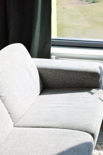 Gratis grijze 2-zitsbank – 197x87 cm – ophalen