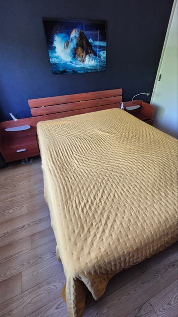 Gratis Tweepersoons Bed Kersenhout