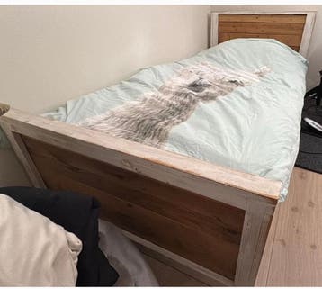 Gratis bed, Eenpersoonsbed, hout, met matras