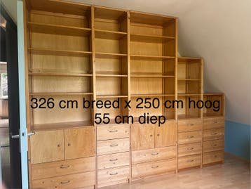 Boekenkast gratis