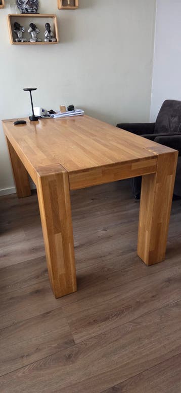 Eettafel, salontafel en tv-meubel - Massief hout
