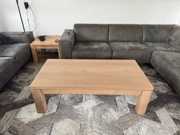 Robuuste hardhouten salontafel van Hartog Wonen