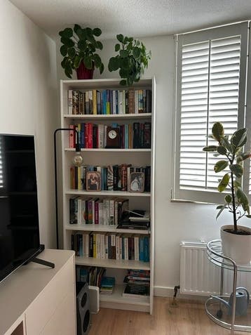 GERESERVEERD! GRATIS | Twee Billy boekenkasten (IKEA)