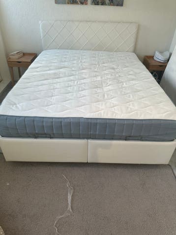 Gratis matras 160x2.00