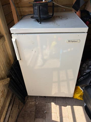 Frigidaire Tafelmodel Koelkast met Vriesvak