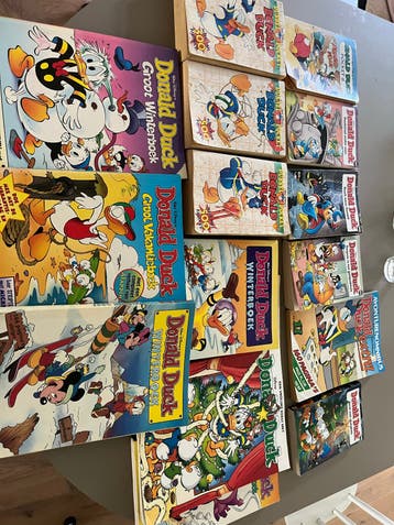 Grote collectie Donald Duck stripboeken en pockets