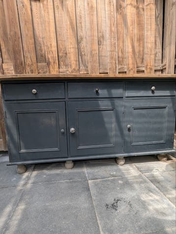 Gratis afhalen eikenhouten dressoir / buitenkast