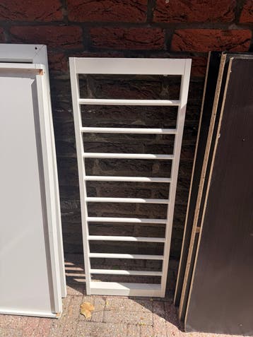 Gratis IKEA Komplement broekhanger 100x35 wit