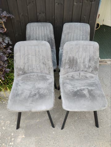 4 stoelen