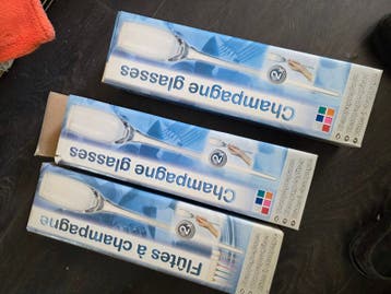 Gratis amstelveen  Nieuwe champagneglazen set (6 stuks)
