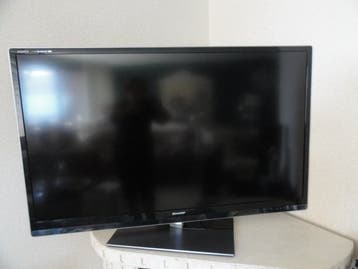 Sharp AQUOS Quattron 3D TV Model LC-52-LE-830E defecte