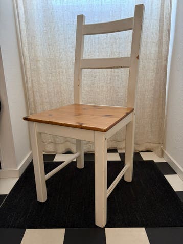Gratis af te halen IKEA Ivar keukenstoel