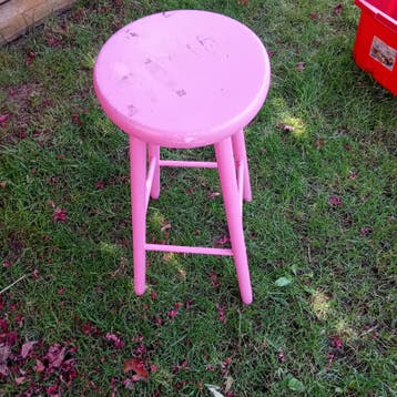 Gratis roze kruk