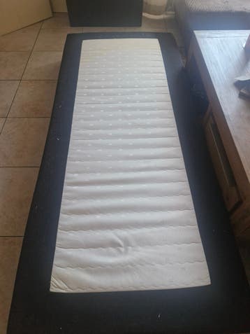 Eenpersoons boxspring 90x210