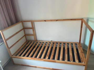 Eenpersoonsbed (inclusief plank voor stapelbed)