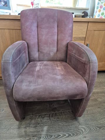 Gratis op te halen:  4 eetkamerstoelen