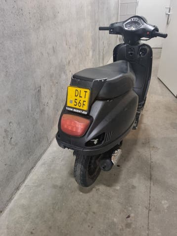 SENZO RIVA LUX bromscooter  - gratis op te halen opknapper