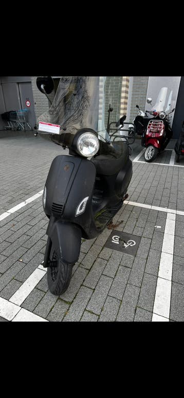 SCOOTER FOR FREE - NOT WORKING / GRATIS - NIET WERKEN