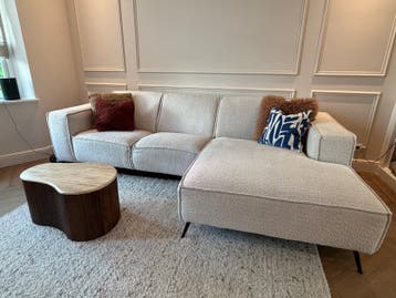 Gratis Mooie lounge bank  (moet snel weg)