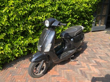 IVA Ibiza 50 scooter 25km (loopt niet)