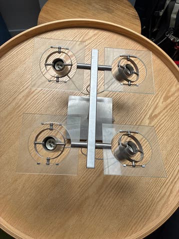 Moderne plafondlamp met 4 spots, geborsteld staal en glas