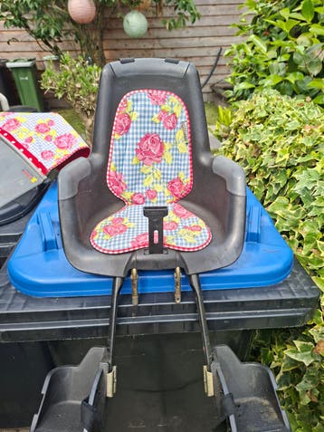 Bobike voorzitje met windscherm en rozenprint