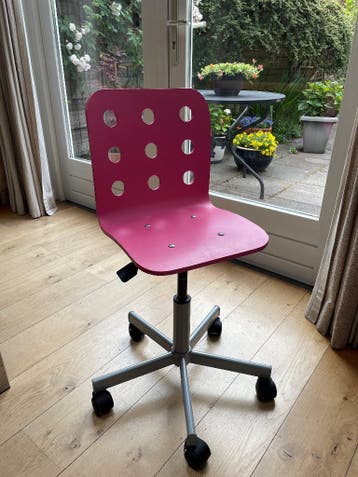 Kinderstoel (bureau) van IKEA - gratis