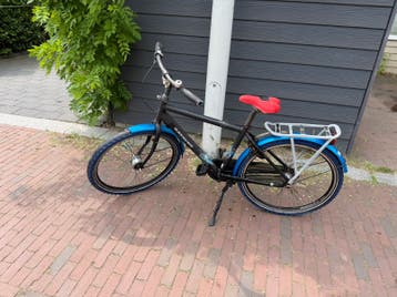 Gebruikte Batavus kinderfiets mag gratis weg.