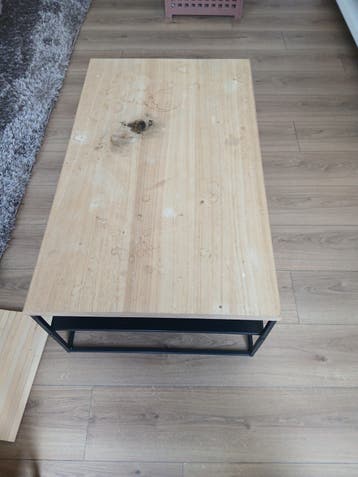 Gratis salontafel. Beschadigd maar te fixen