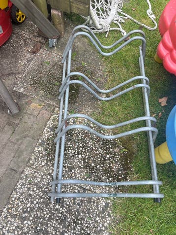 Fietsenrek voor 4 fietsen - Gebruikt