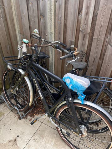 GRATIS  - 2 Damesfietsen en 1 Herenfiets