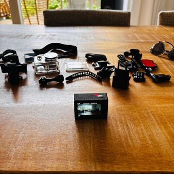 4K Ultra HD Action Camera met accessoires