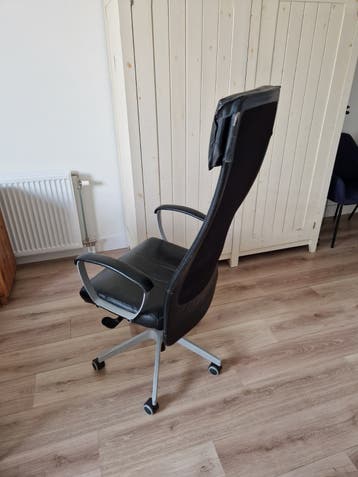 Bureaustoel - leer deels versleten, mechanisch perfect