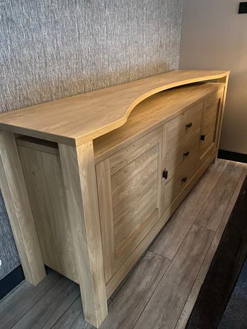 Eikenhouten kleur dressoir met lades en deuren