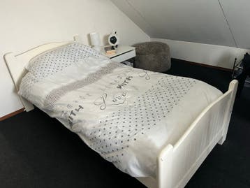 Twijfelaar bedframe wit