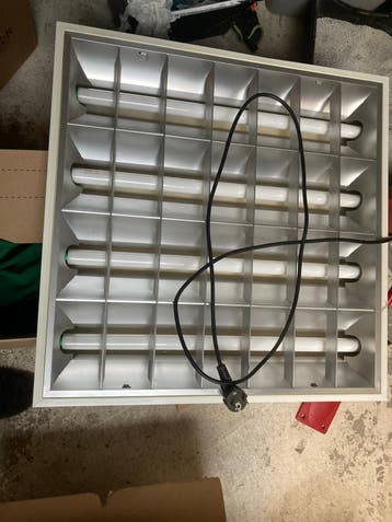 TL-armatuur met 4 buizen - Ideaal voor werkplaats/garage