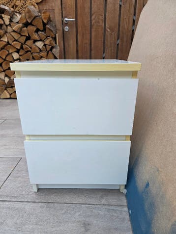 Gratis af te halen Malm Ikea nachtkastje