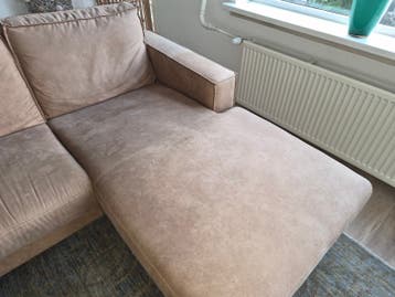 Comfortabele hoekbank met chaise longue. Gebruikt,  vintage!