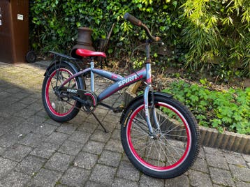 Gratis! Spirit 20 inch rode stoere kinderfiets