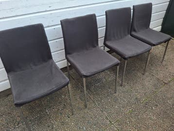 Gratis: 4 moderne eetkamerstoelen - Bruine stof & Metaal